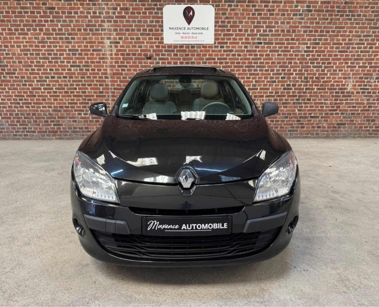 Renault Mégane 1.5 DCI 110ch Privilège | toit ouvrant