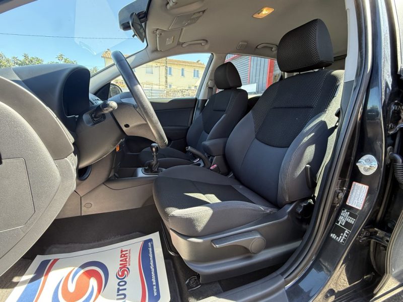 HYUNDAI I30 CW 1.6 CRDI 115 PACK EDITION 2010