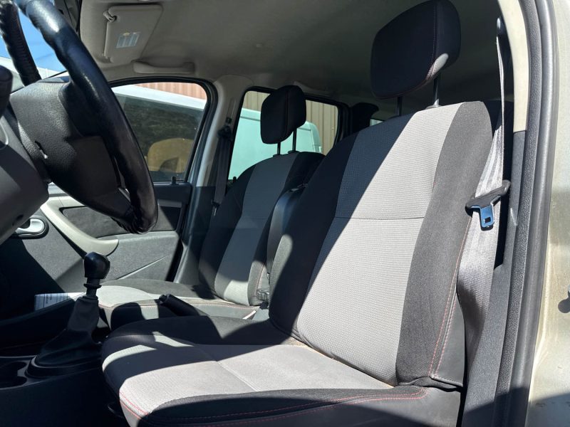 DACIA  DUSTER  1.5 DCI 110 LAUREATE 4X4 