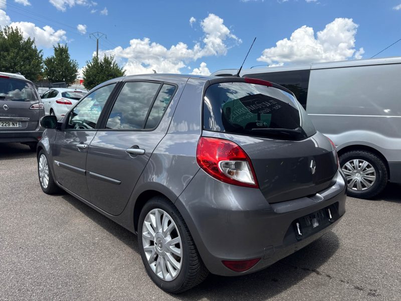 RENAULT CLIO 1.2 TCE 100CV DYNAMIQUE  