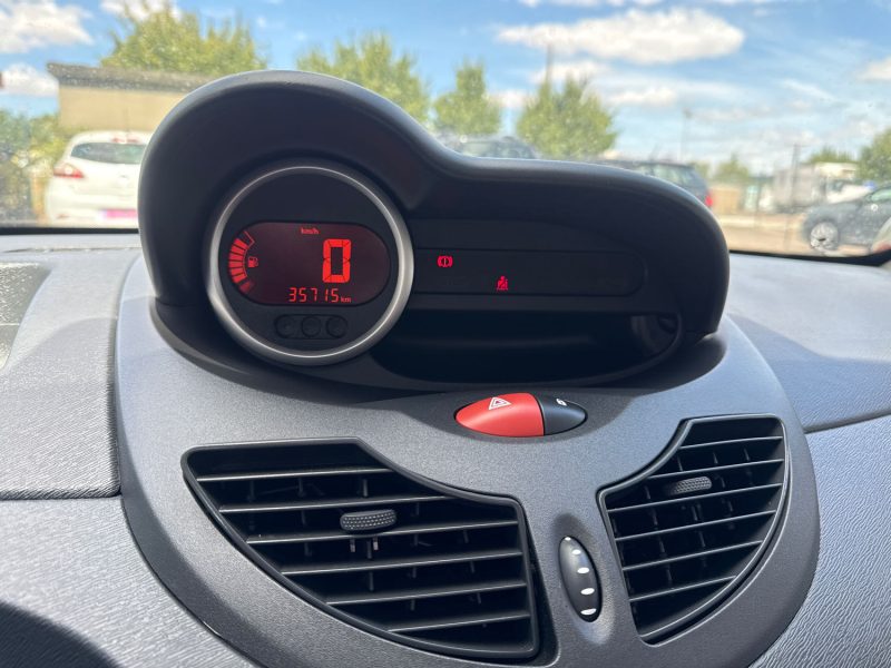 RENAULT TWINGO  1.2 75 AUTHENTIQUE  