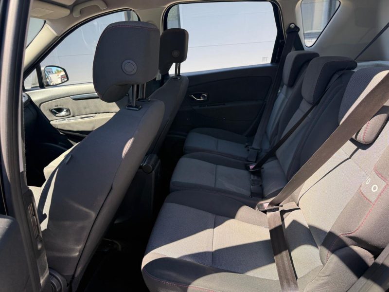 Renault Scénic III 1.5 DCI 110ch EDC6 Business