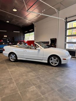 MERCEDES CLK 430 V8 CABRIOLET