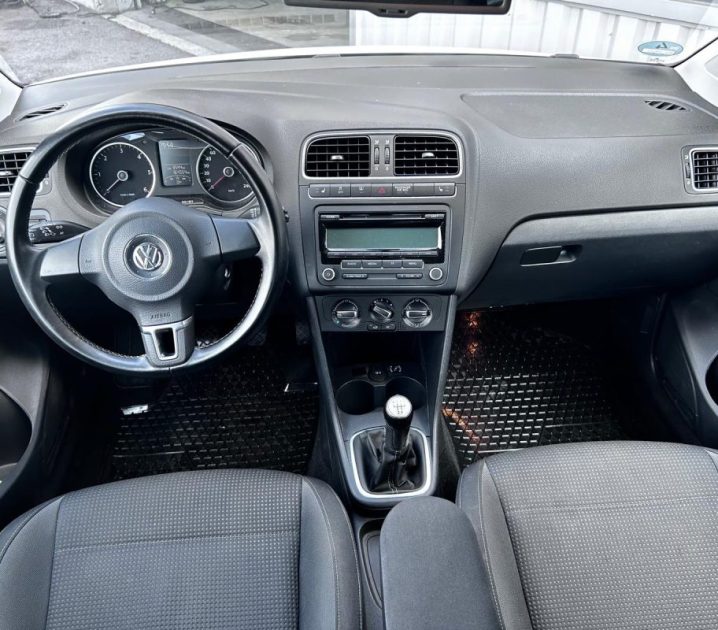 VOLKSWAGEN POLO 1.6 TDi 75CV PACK TEAM 