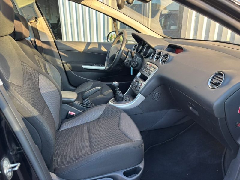 PEUGEOT 308 SPORT PLUS 1.6 HDi 110CV TOIT PANO