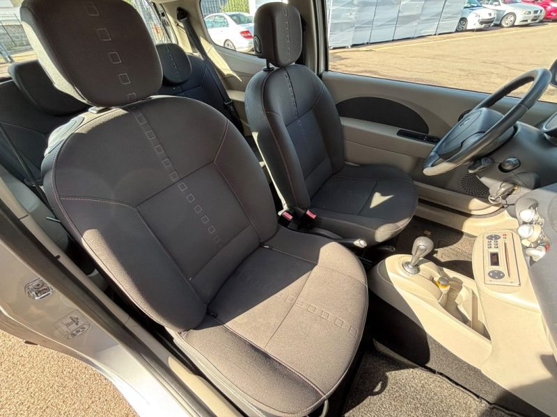 RENAULT TWINGO 1.2i PACK AUTOMATIQUE 75CV