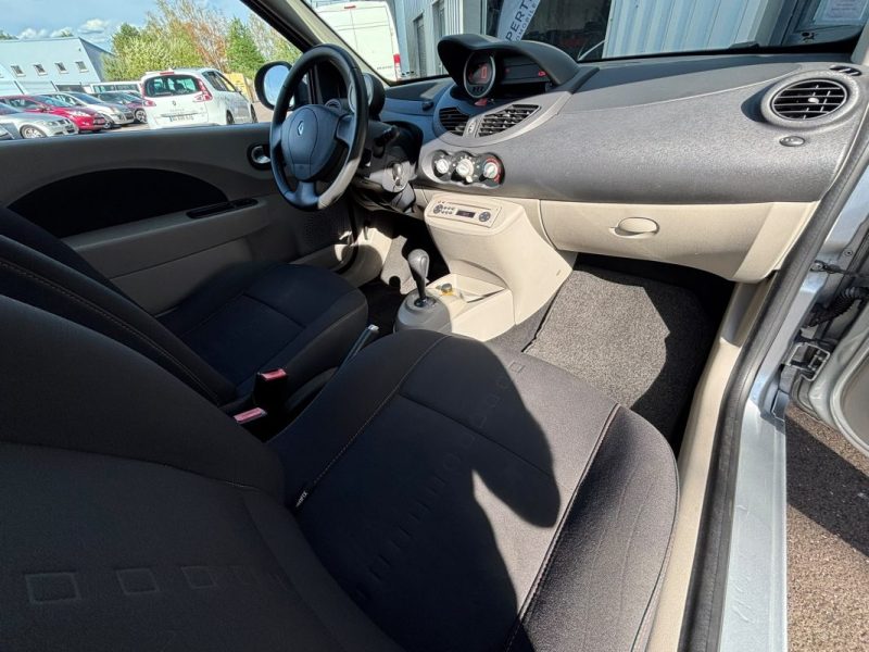 RENAULT TWINGO 1.2i PACK AUTOMATIQUE 75CV