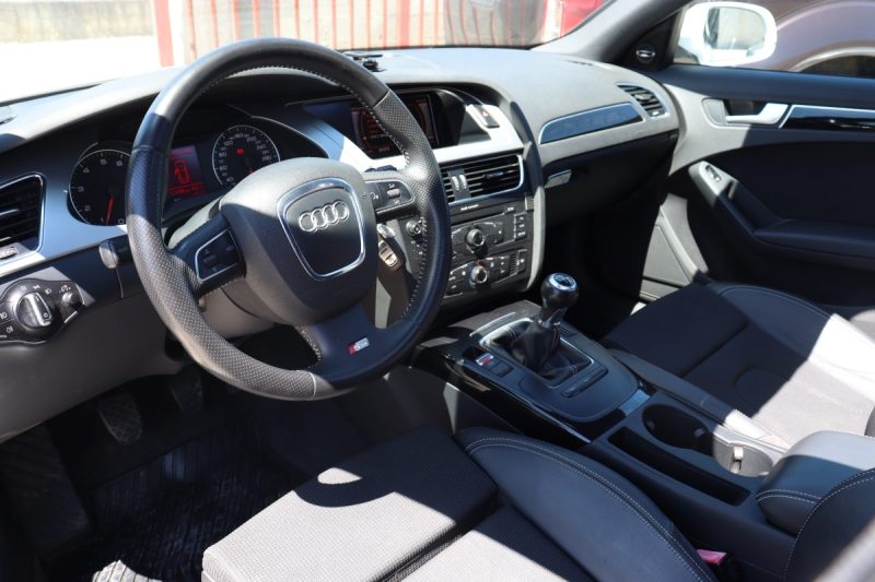 AUDI A4 S-LINE 1.8 TFSI 160CH