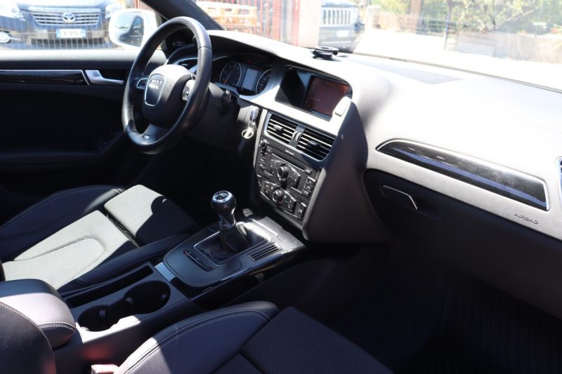 AUDI A4 S-LINE 1.8 TFSI 160CH
