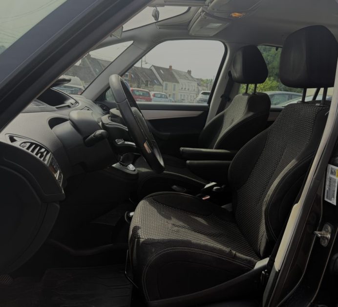 CITROEN C4 1.6 HDI 110 ATTRACTION PREMIERE MAIN / RÉVISÉE&GARANTIE  2013
