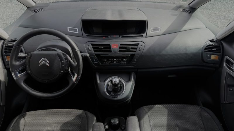CITROEN C4 1.6 HDI 110 ATTRACTION PREMIERE MAIN / RÉVISÉE&GARANTIE  2013
