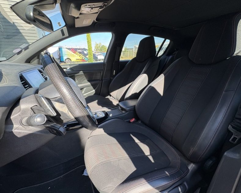 Peugeot 308 II 1.2 PureTech 130 GT Line EAT8 2020 — Caméra de recul - GARANTIE 6 MOIS