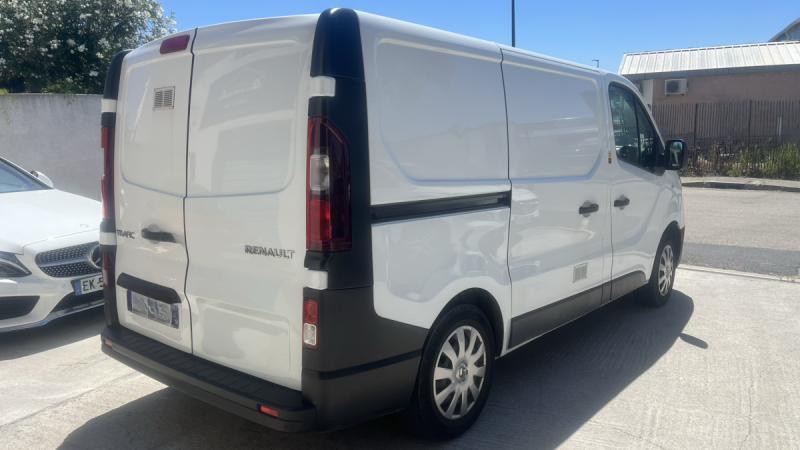 RENAULT TRAFIC L1H1 1200 2.0 DCI 120 CONFORT Aménagé