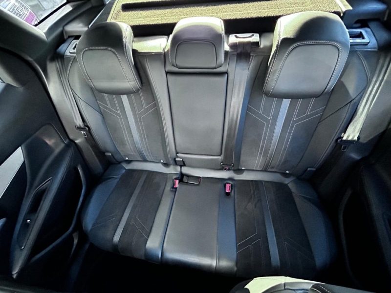 PEUGEOT 3008 (2)  1.6 l  GT 180CV  EAT8