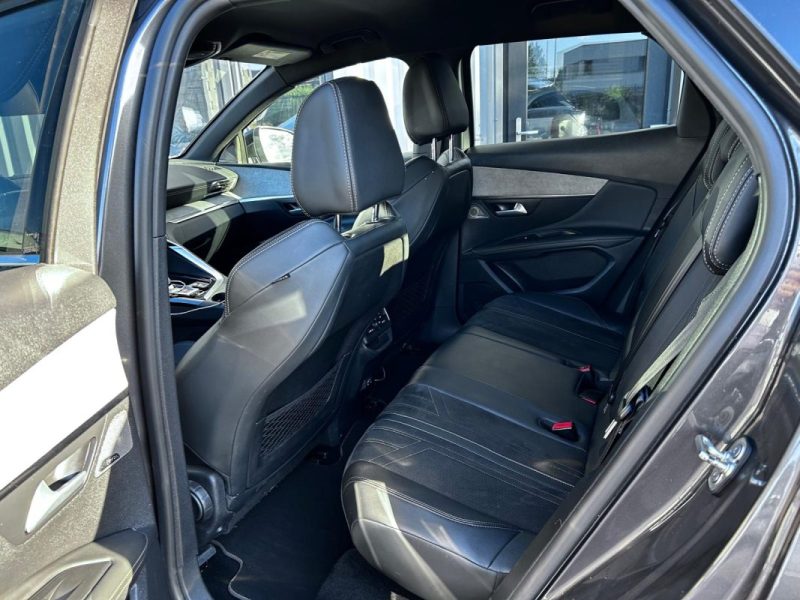 PEUGEOT 3008 (2)  1.6 l  GT 180CV  EAT8