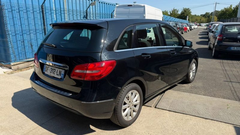 MERCEDES CLASSE B 180 CDI BLUEEFFICIENCY DESIGN 7G-DCT  
