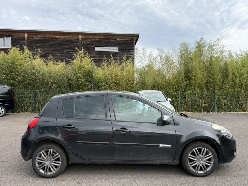 RENAULT CLIO III NIGHT AND DAY 1.5DCI 90CH Pour Pro Ou Mécaniciens 