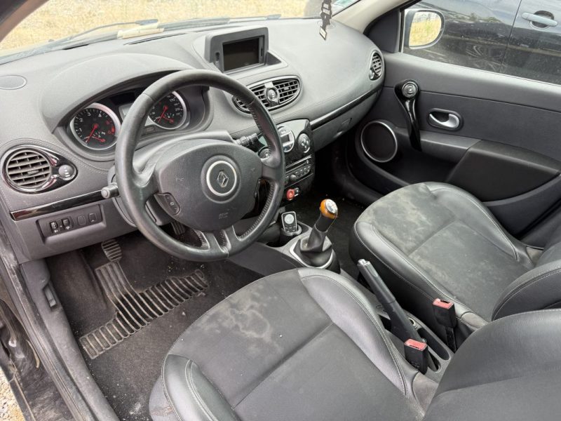 RENAULT CLIO III NIGHT AND DAY 1.5DCI 90CH Pour Pro Ou Mécaniciens 