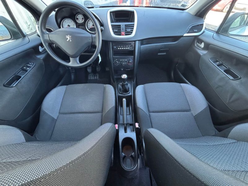 PEUGEOT 207 ACTIVE 2010