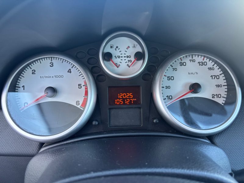 PEUGEOT 207 ACTIVE 2010