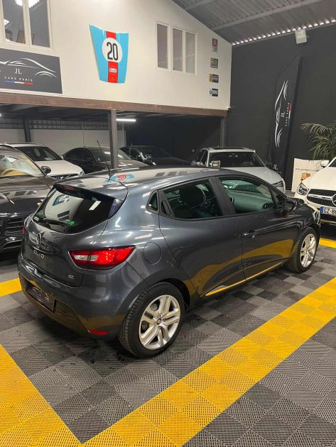 MAGNIFIQUE RENAULT CLIO IV 1.5 DCI 75 CH (ECRAN RENAULT, CLIMATISATION)⭐️⭐️⭐️⭐️⭐️