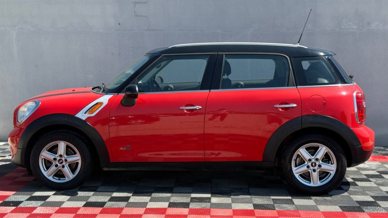 MINI COUNTRYMAN COOPER 1.6D 112 Cv CHILI PACK