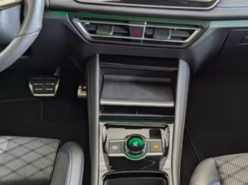 VOLKSWAGEN, VW TIGUAN (2.0 TDI 142 KW 4MOTION) R-LINE 4MOTION 2025