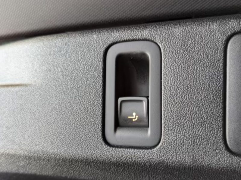 VOLKSWAGEN, VW TIGUAN (2.0 TDI 142 KW 4MOTION) R-LINE 4MOTION 2025