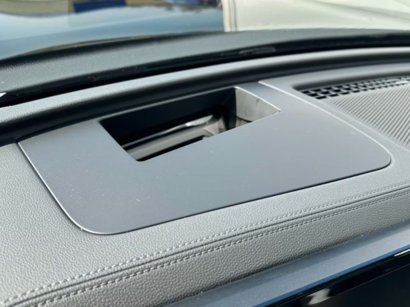 VOLKSWAGEN TIGUAN (1.5 EHYBRID R-LINE) R-LINE  2025