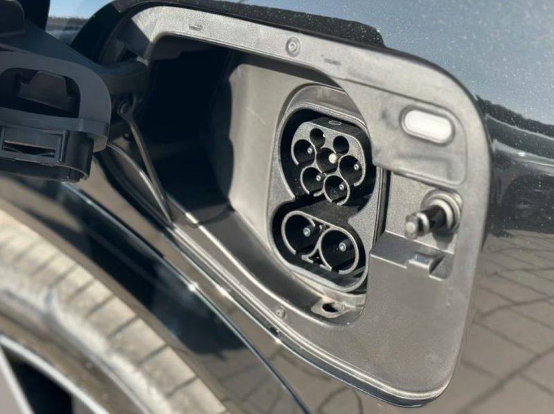 VOLKSWAGEN TIGUAN (1.5 EHYBRID R-LINE) R-LINE  2025
