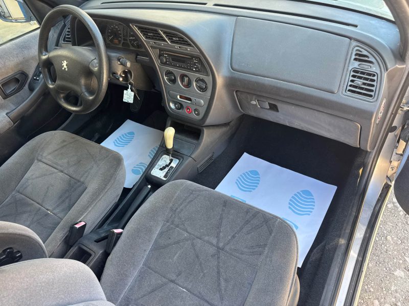 PEUGEOT 306 1.6 ESSENCE 90 Cv BOITE AUTO