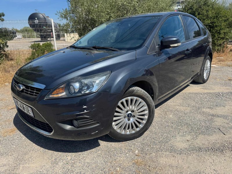 FORD FOCUS II 1.6 ESSENCE 115 Cv GHIA
