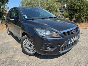 FORD FOCUS II 1.6 ESSENCE 115 Cv GHIA