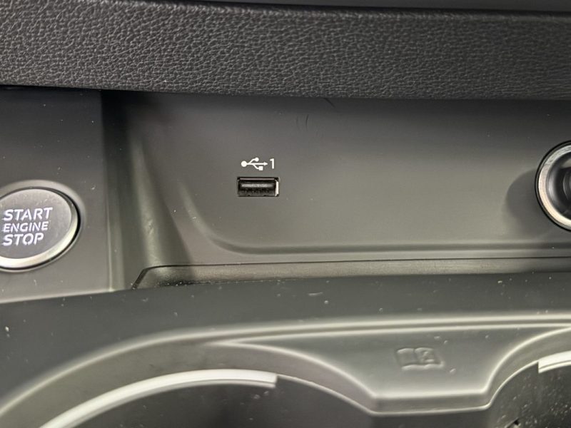 AUDI A4 Avant 35 TDI 163 ch Business Line S-Tronic - CARPLAY - SIEGES CHAUFFANTS - CUIR
