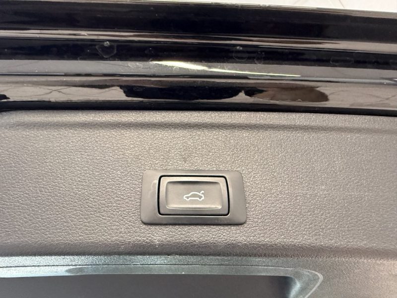 AUDI A4 Avant 35 TDI 163 ch Business Line S-Tronic - CARPLAY - SIEGES CHAUFFANTS - CUIR