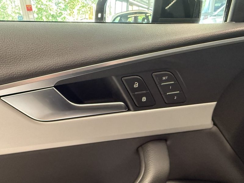 AUDI A4 Avant 35 TDI 163 ch Business Line S-Tronic - CARPLAY - SIEGES CHAUFFANTS - CUIR