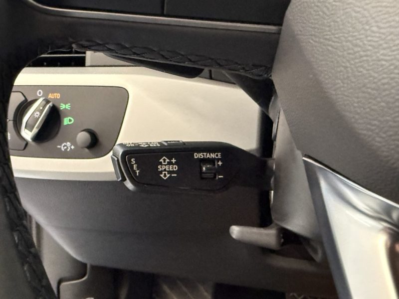 AUDI A4 Avant 35 TDI 163 ch Business Line S-Tronic - CARPLAY - SIEGES CHAUFFANTS - CUIR