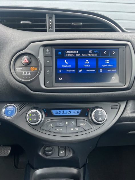 TOYOTA YARIS YARIS 3 HYBRID 100CH COLLECTION 