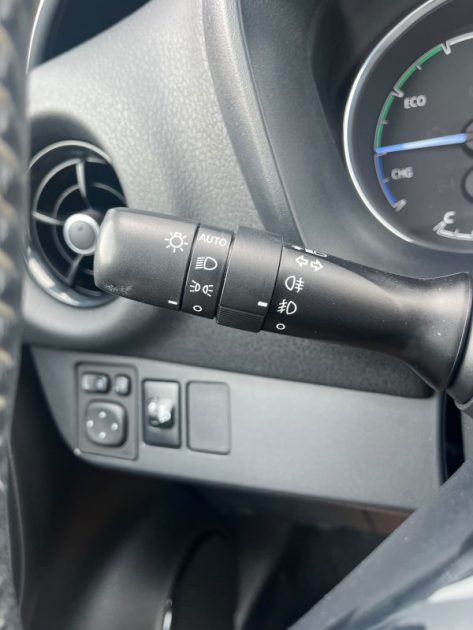 TOYOTA YARIS YARIS 3 HYBRID 100CH COLLECTION 