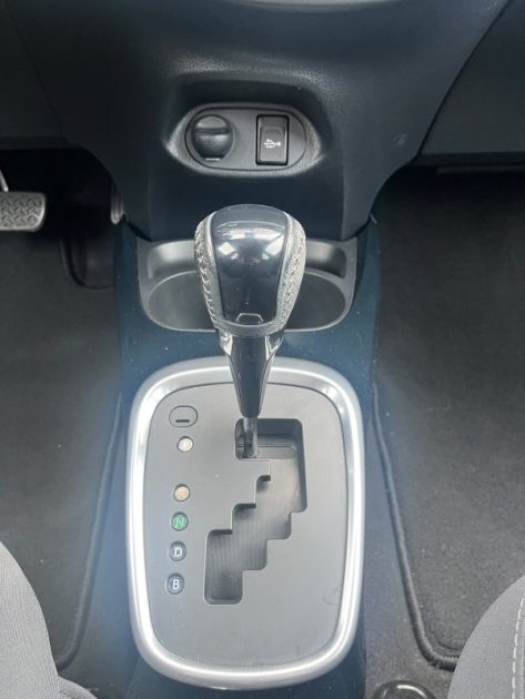 TOYOTA YARIS YARIS 3 HYBRID 100CH COLLECTION 