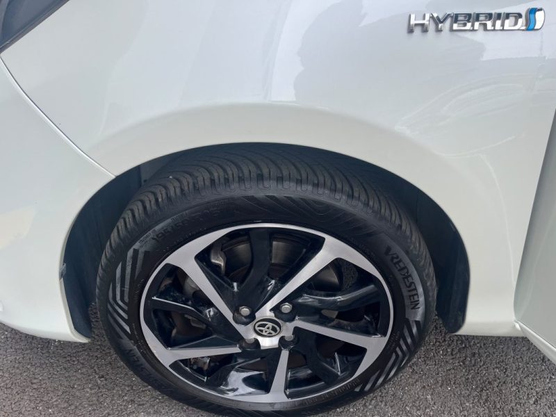 TOYOTA YARIS YARIS 3 HYBRID 100CH COLLECTION 