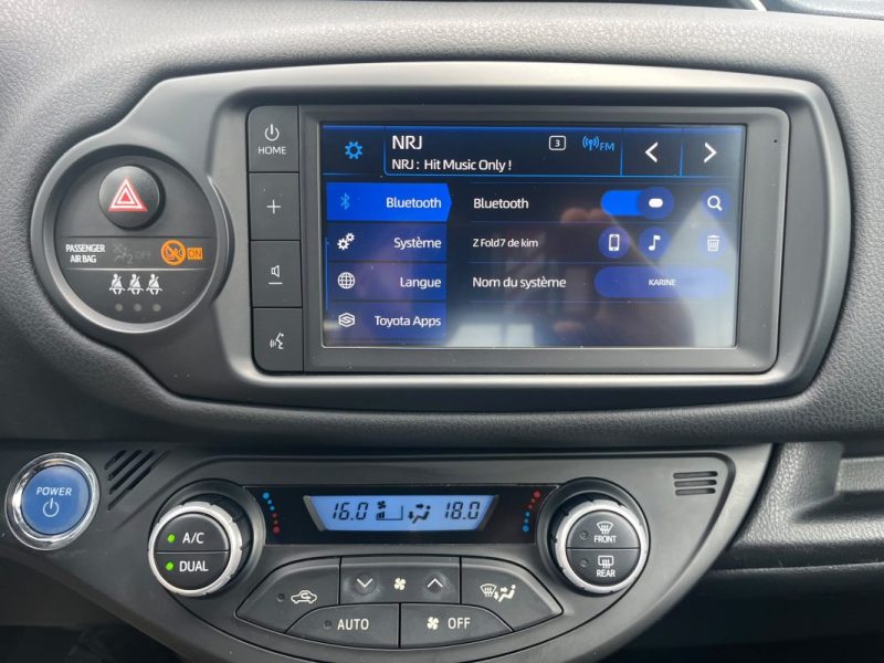 TOYOTA YARIS YARIS 3 HYBRID 100CH COLLECTION 