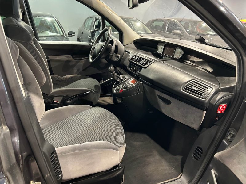 CITROEN C8 2.0 HDI 160CH 