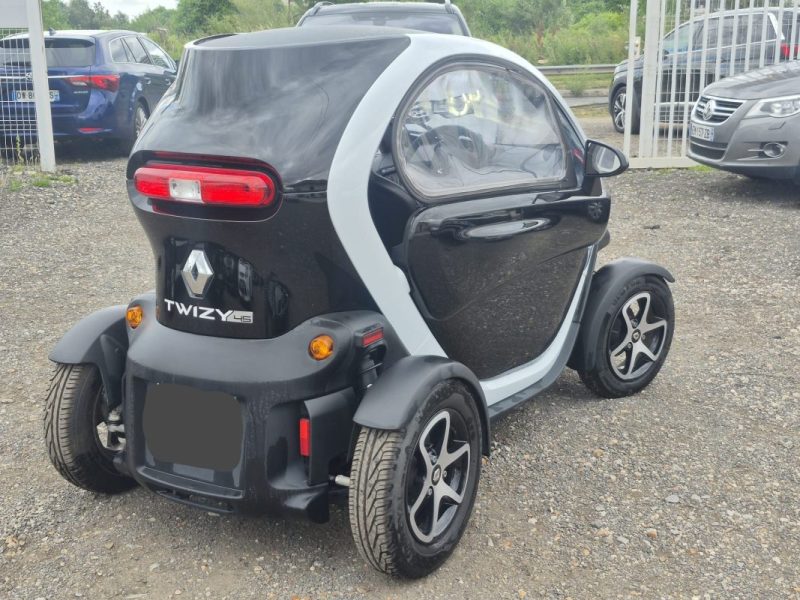 RENAULT TWIZY  45 4 KW 5 CV BOÎTE AUTO 2022 Bon Etat