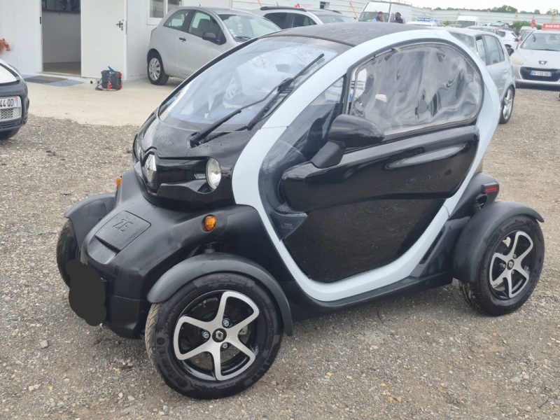 RENAULT TWIZY  45 4 KW 5 CV BOÎTE AUTO 2022 Bon Etat