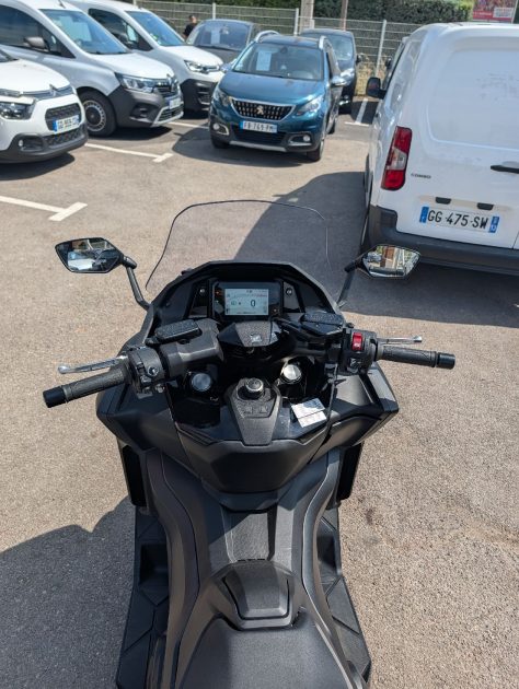 HONDA NSS 750 FORZA ABS 9.000KMS 1ERE MAIN ENTRETIEN EXCLUSIF HONDA GARANTIE  6 ANS 