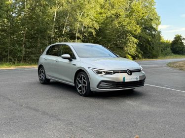 VOLKSWAGEN GOLF  1.5 E-TSI  150 STYLE DSG 08/2023