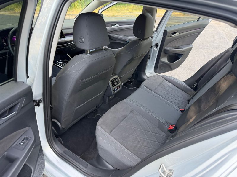 VOLKSWAGEN GOLF  1.5 E-TSI  150 STYLE DSG 08/2023