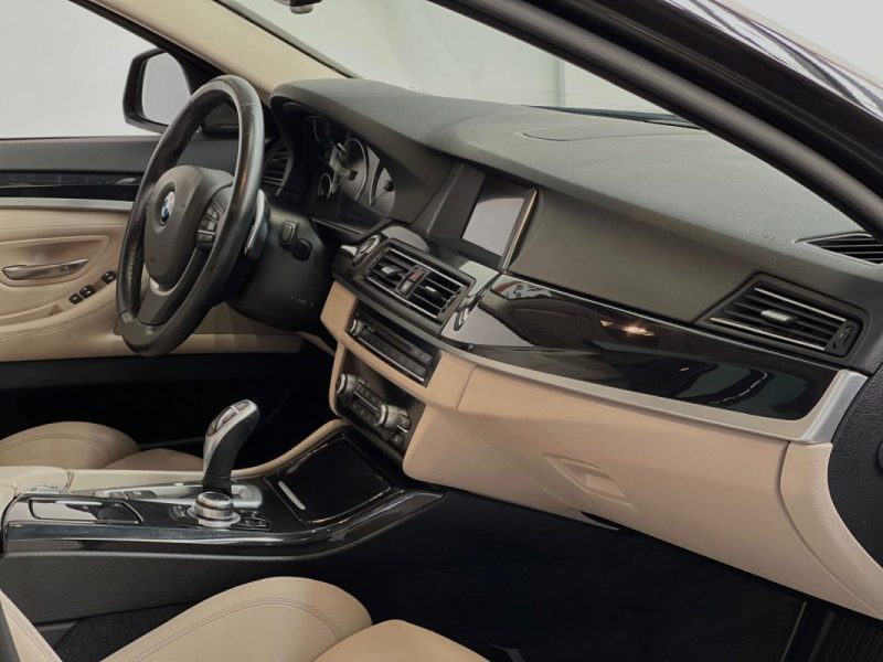 BMW SÉRIE 5 530D 258CH SPORT 