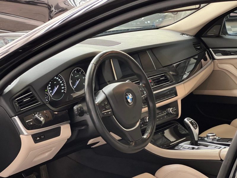 BMW SÉRIE 5 530D 258CH SPORT 
